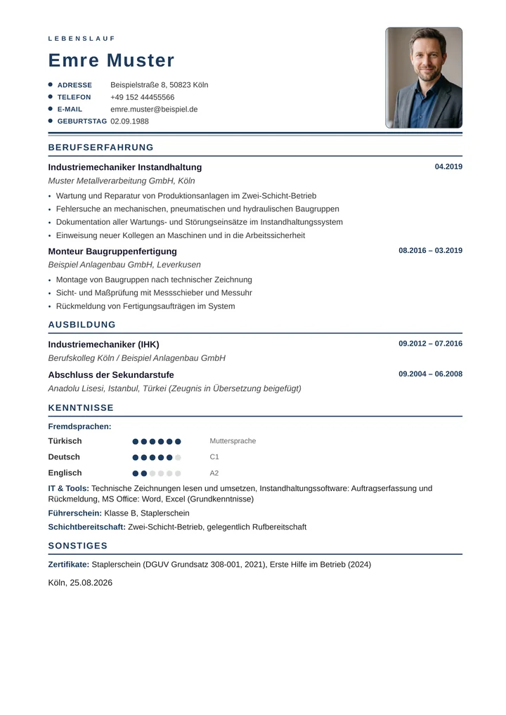 Tek sayfalık Almanca CV örneği (Lebenslauf): fotoğraf, Berufserfahrung, Ausbildung ve Kenntnisse bölümleri, CEFR seviyeli dil listesi