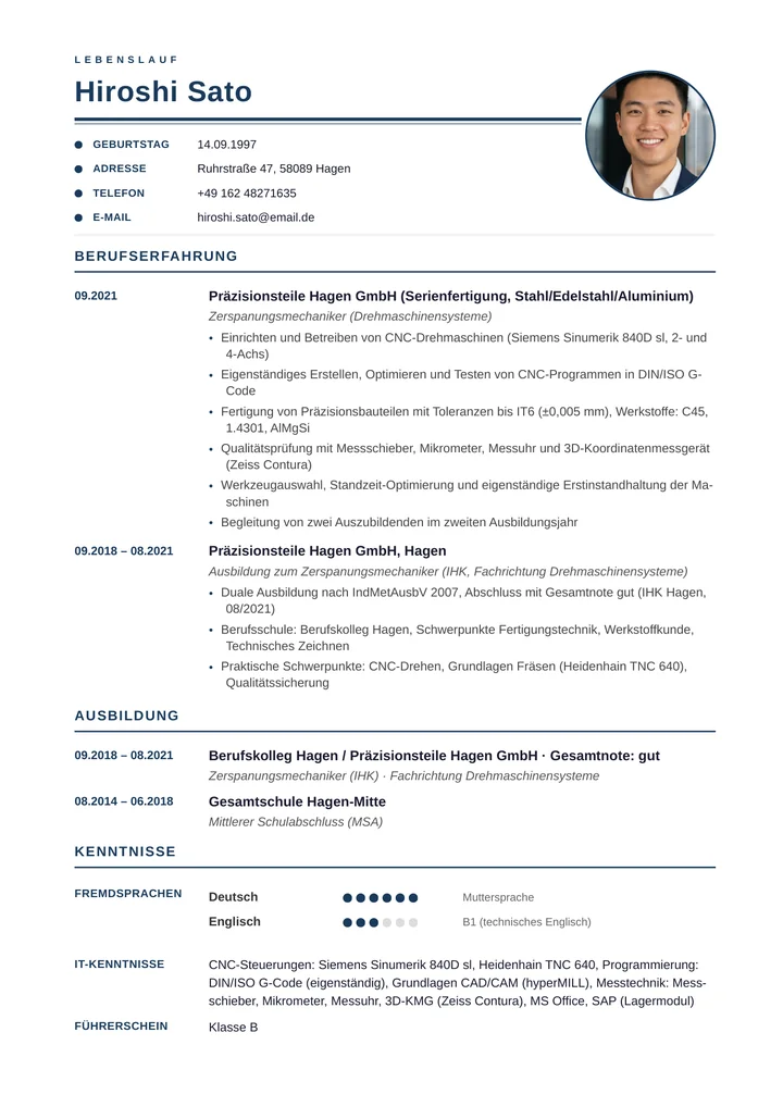 Muster-Lebenslauf eines Zerspanungsmechanikers: tabellarischer Aufbau mit Abschnitten Berufserfahrung (CNC-Drehmaschinen, Siemens Sinumerik 840D), Ausbildung nach BBiG/IHK, Messtechnik und CNC-Steuerungskenntnissen